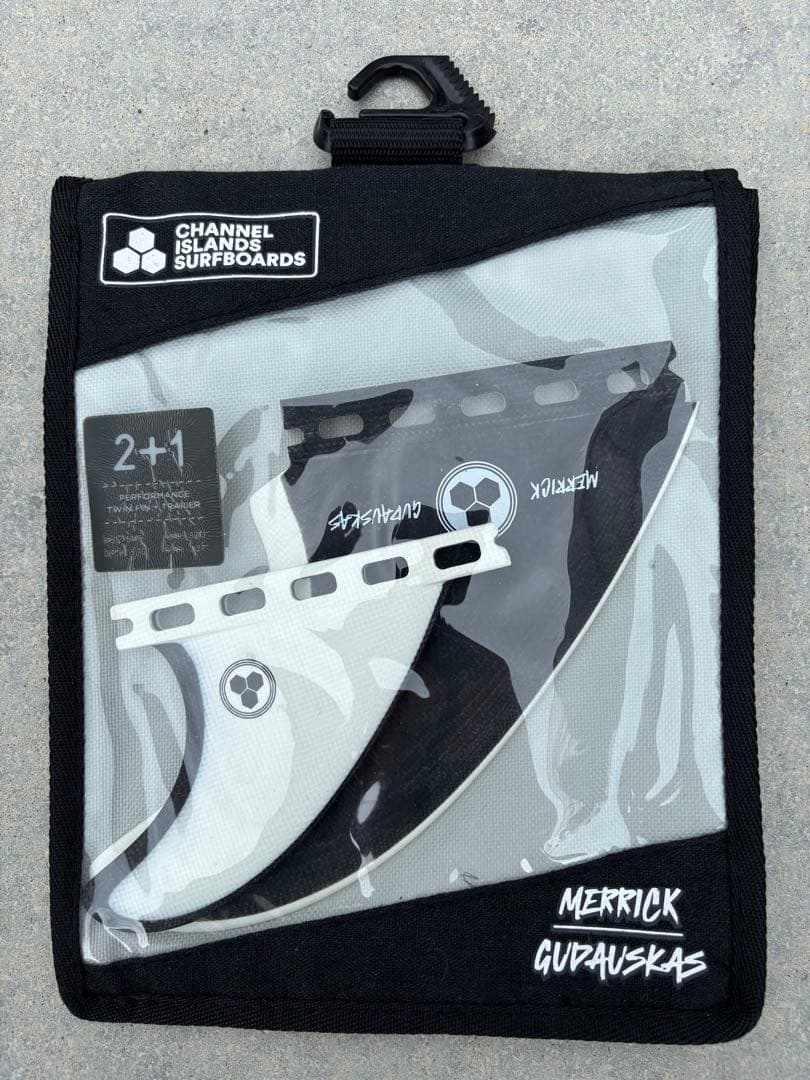 Channel s Merrick Gudauskas 2+1セット