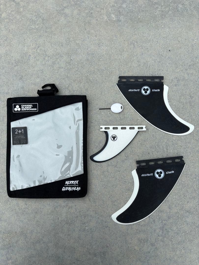 Channel s Merrick Gudauskas 2+1セット