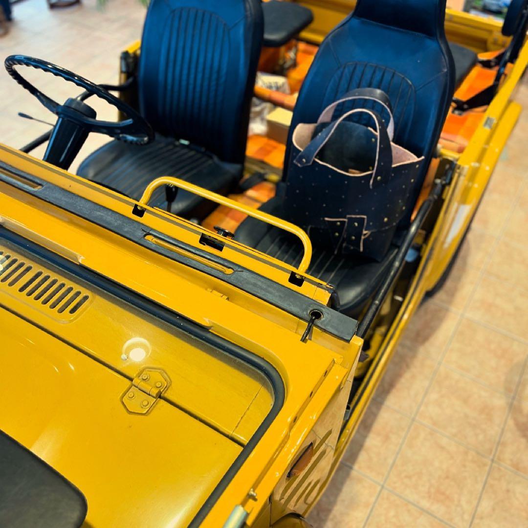 NPW(ヌメ革のパッチワーク)のバッグ。 NPWの学校ワークショップにて制作。