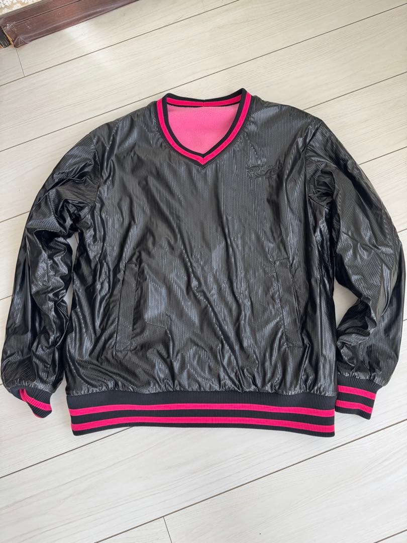 ダンスウイズドラゴン　リバーシブルフリースジャンパー