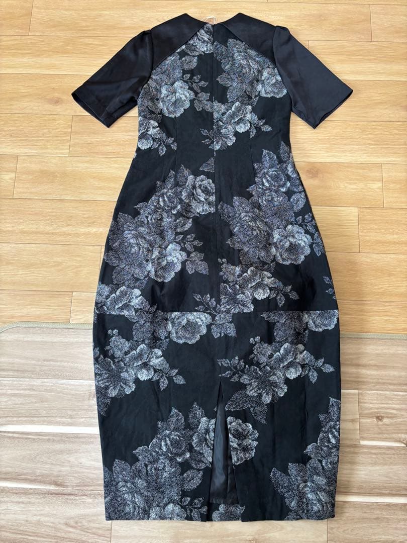 resil ×足利 ゴブラン織りワンピース