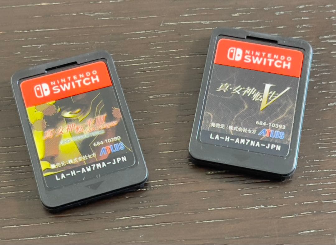 【新品未使用・極美品】真・女神転生V 限定版 & 真・女神転生III HD特典付