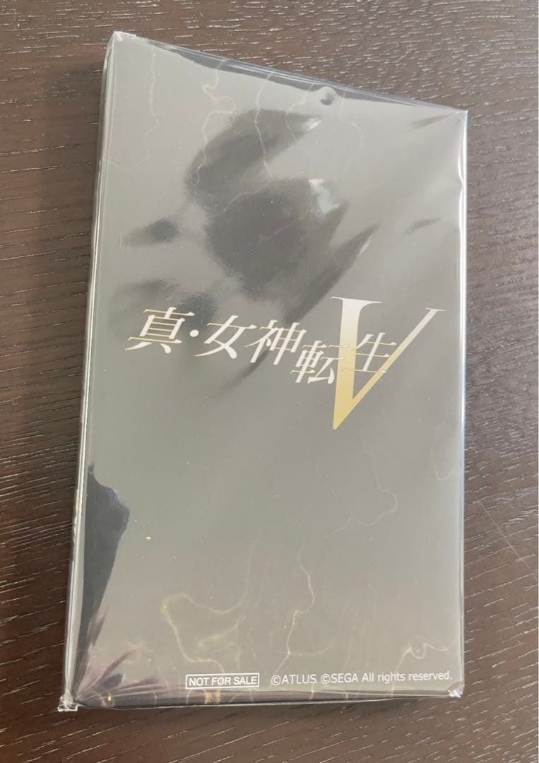 【新品未使用・極美品】真・女神転生V 限定版 & 真・女神転生III HD特典付