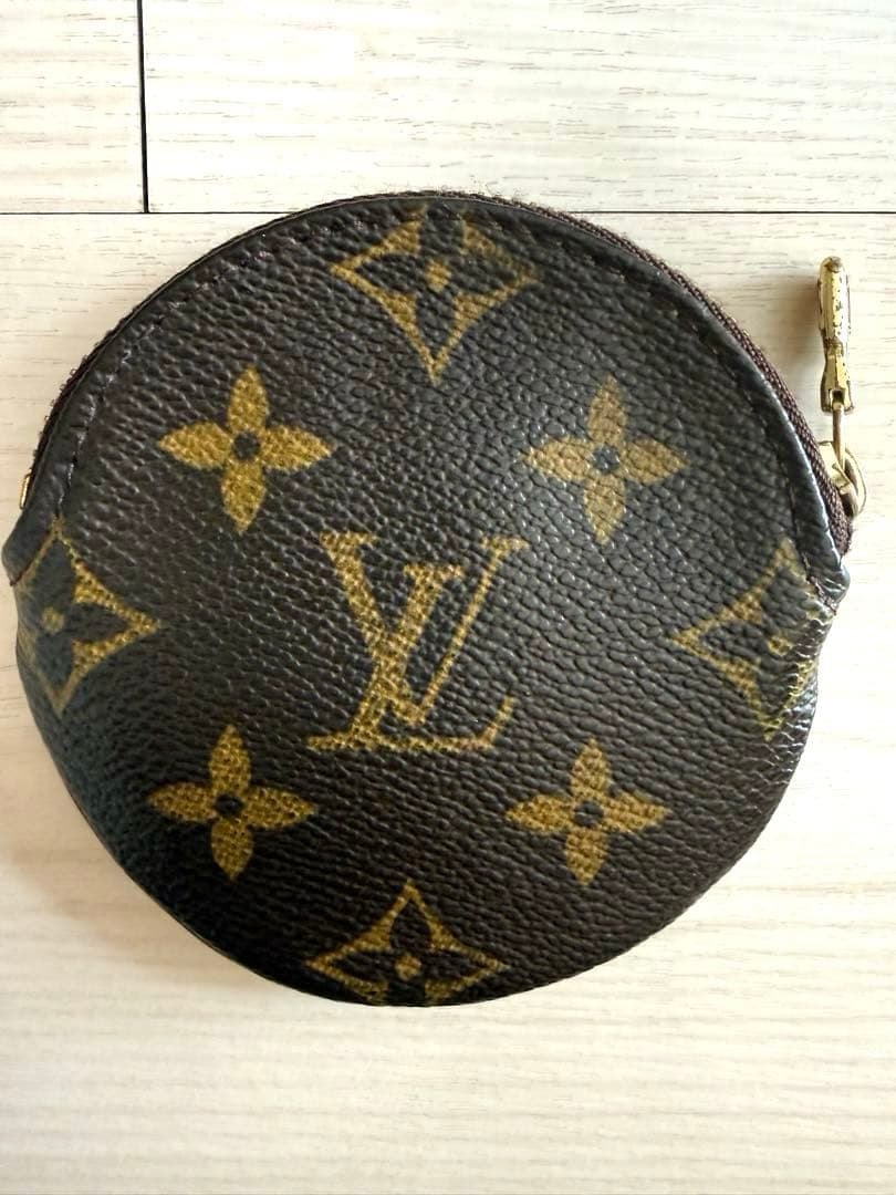 ルイヴィトン LOUIS VUITTON ケース 小銭入れ 丸型