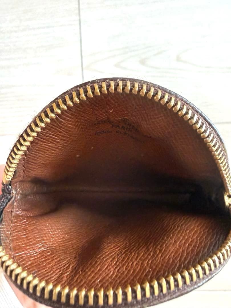 ルイヴィトン LOUIS VUITTON ケース 小銭入れ 丸型