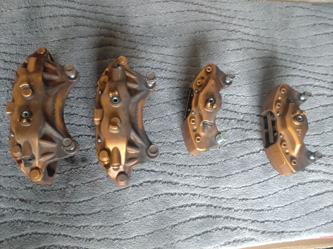 WRX STI スペックC 純正ゴールドブレンボキャリパー　翌日発送