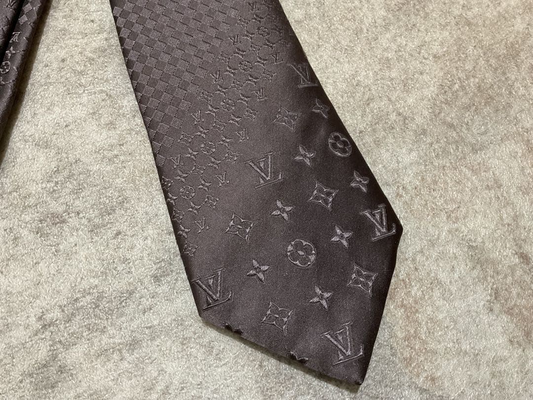 【美品】ルイヴィトン　LOUIS VUITTON ネクタイ