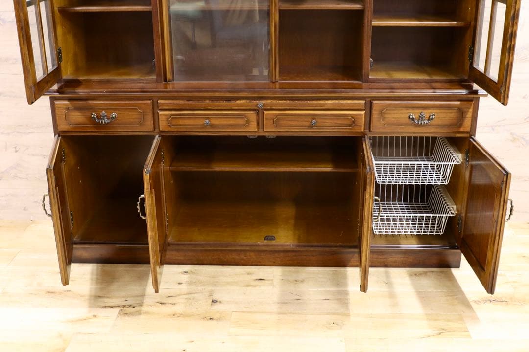 GMHS335○karimoku / カリモク コロニアル 食器棚 カップボー