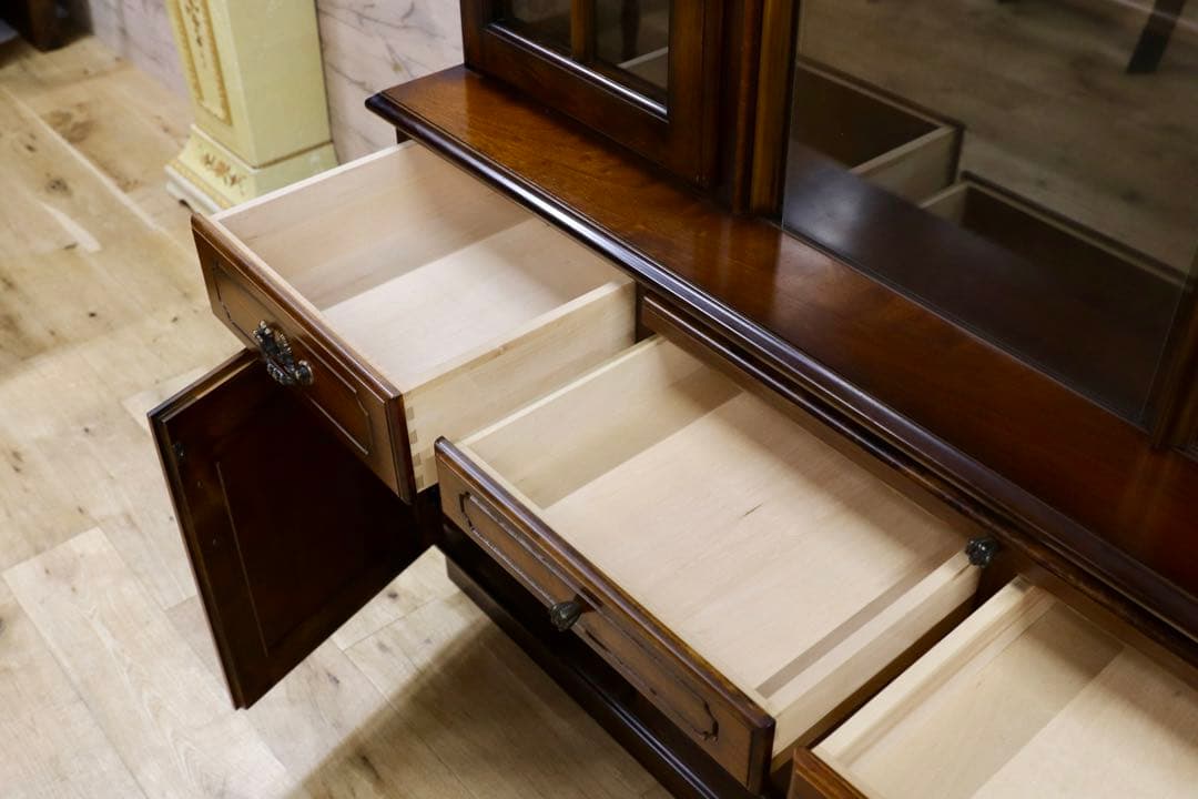 GMHS335○karimoku / カリモク コロニアル 食器棚 カップボー