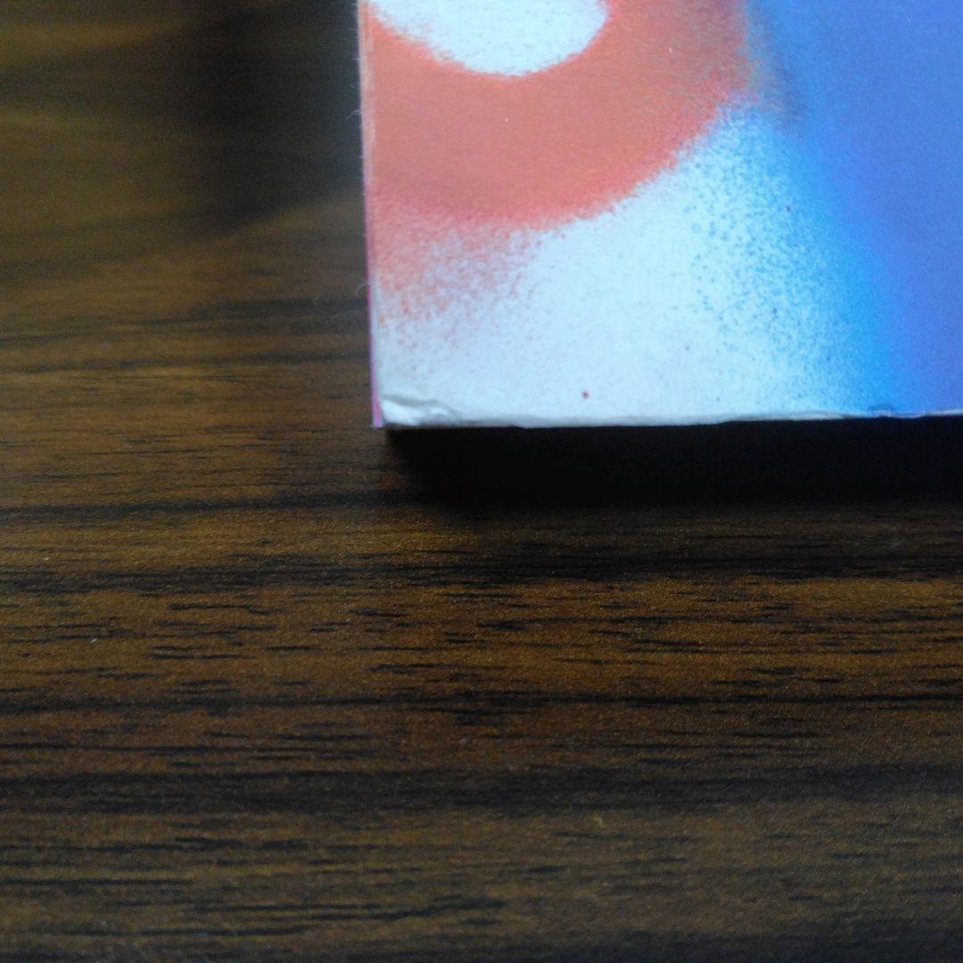 Balenciaga Winter 18　洋書　RIZZOLI　インク跡あり。