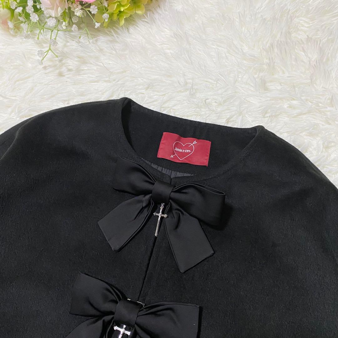 【試着のみ】 Jamieエーエヌケー　リボンが3つフリルケープ　ポンチョ　ファー