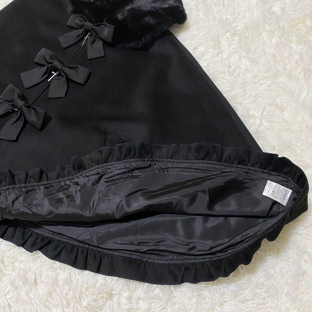 【試着のみ】 Jamieエーエヌケー　リボンが3つフリルケープ　ポンチョ　ファー