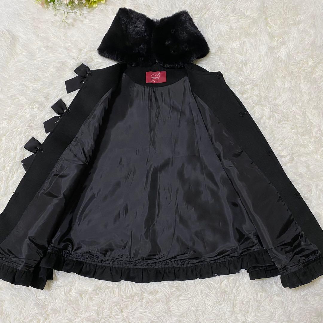 【試着のみ】 Jamieエーエヌケー　リボンが3つフリルケープ　ポンチョ　ファー