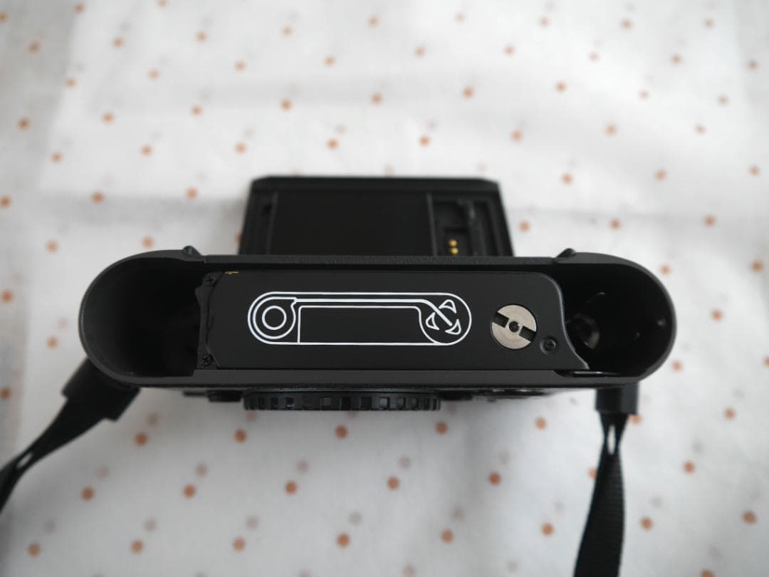 レジファインダーカメラの最高峰Leica M6 ブラック　良品