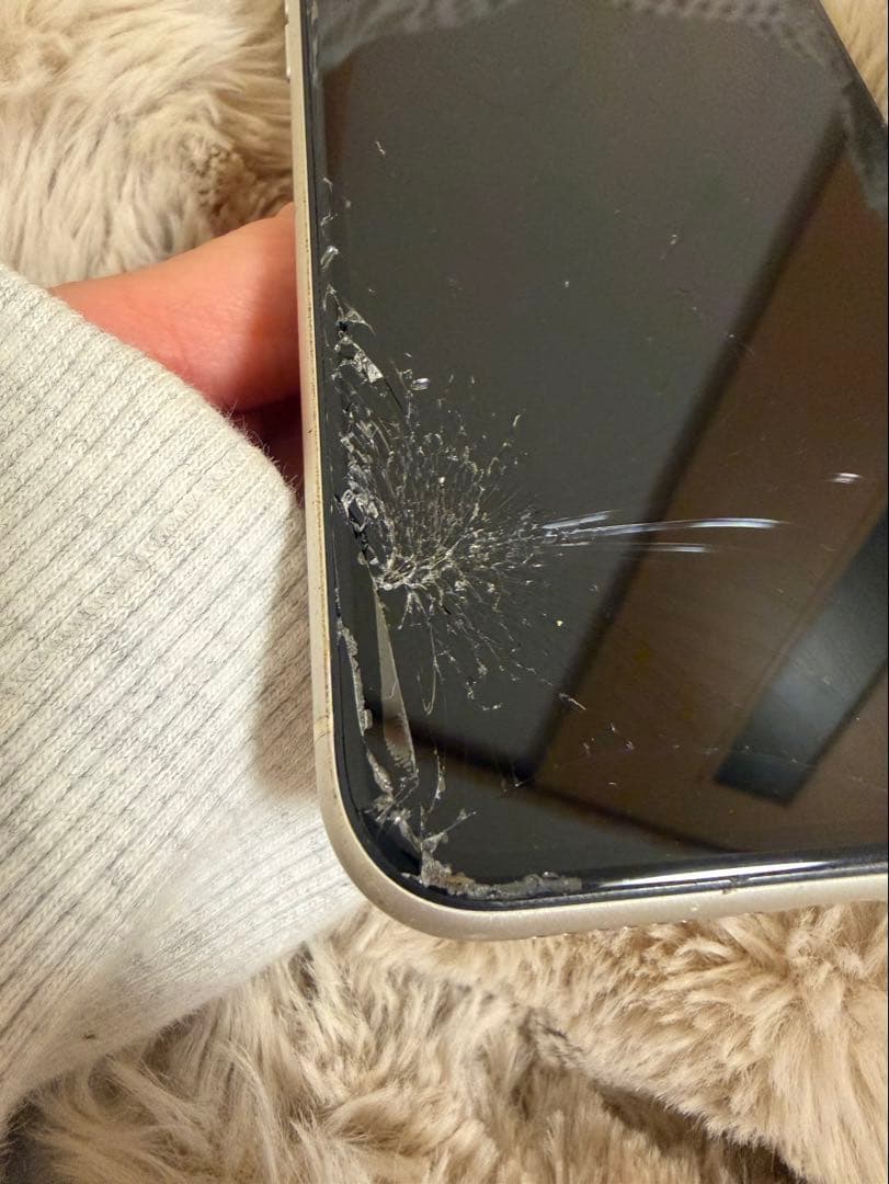 Apple iPhone 11 ホワイト 本体 付属品あり