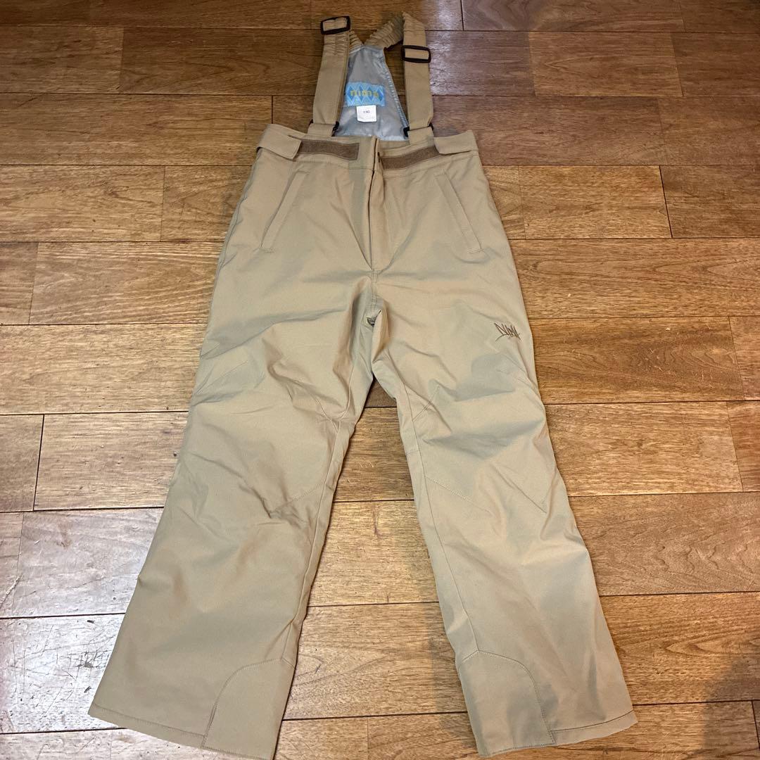 美品　未使用　NIMA スキーウエア　上下　130