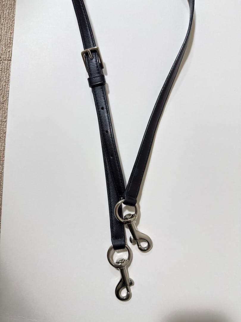 COACH ブラック ショルダーバッグ（レザー）