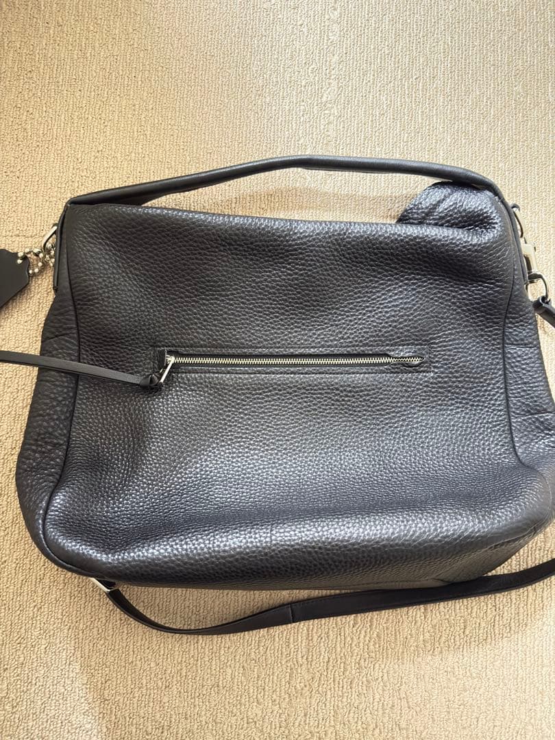 COACH ブラック ショルダーバッグ（レザー）