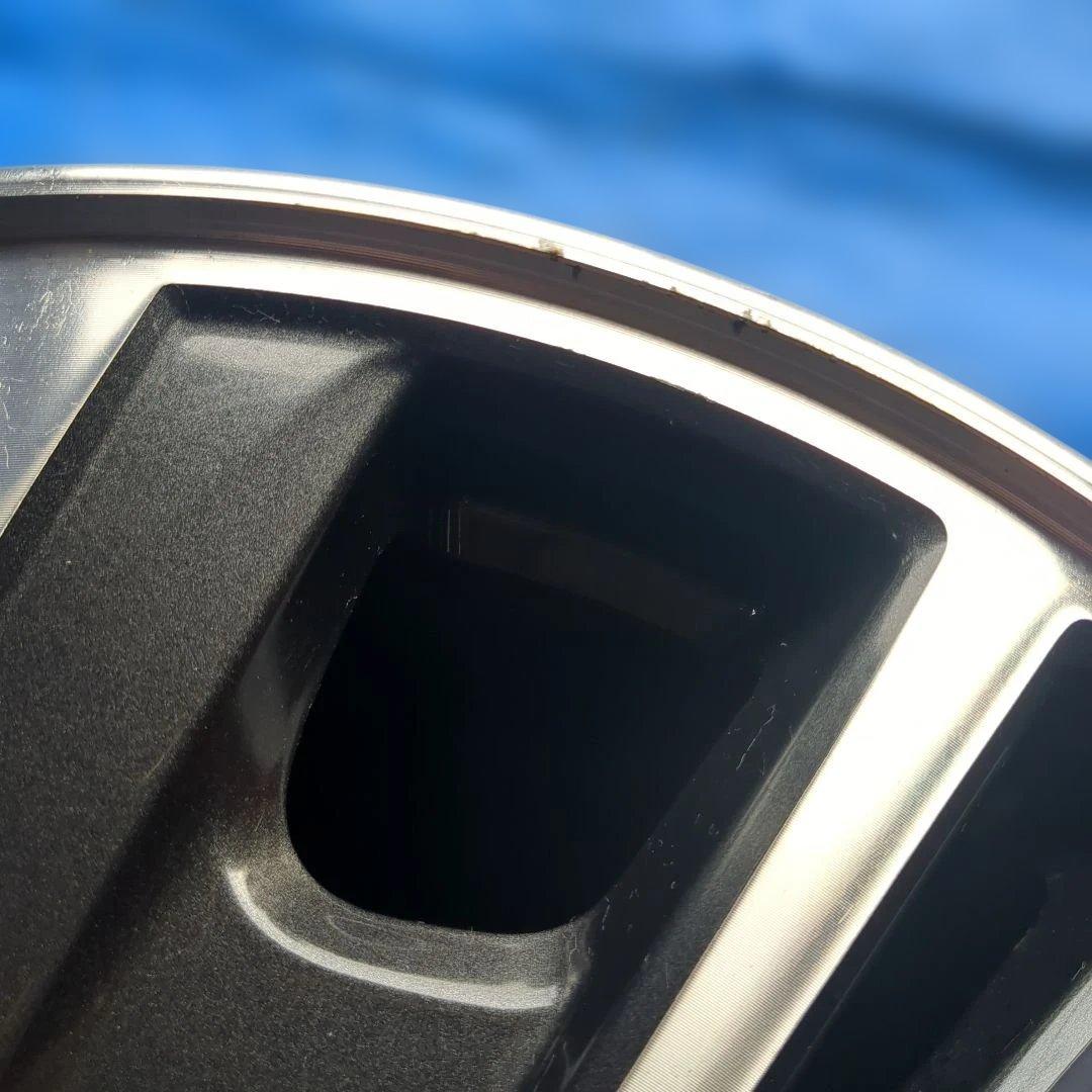 ②ニッサン セレナ純正アルミホイール 2本 送料込み