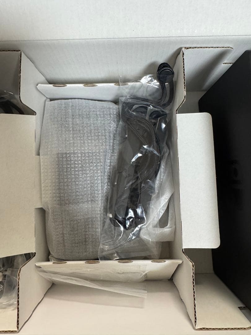 Nintendo Switch Joy-Con (L) ネオンブルー