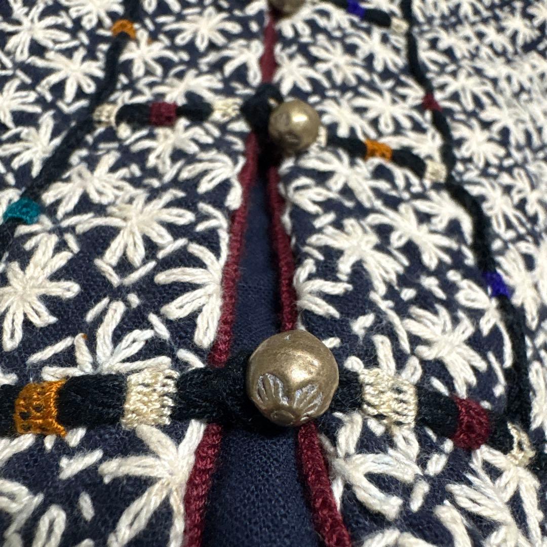 ヤオ族　一点もの　エスニック　新品　手刺繍　タイ　民族衣類　ベスト