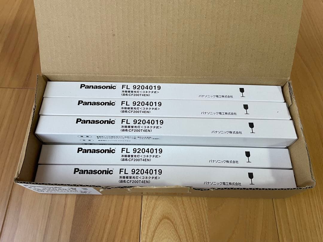 パナソニック　冷陰極ランプ　FL9204019 CF200T4EN 8個