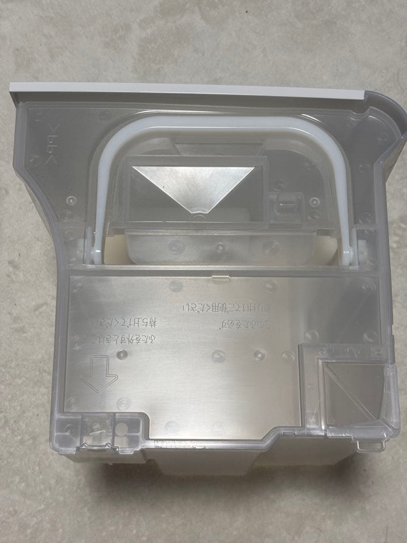 衣類乾燥除湿機 日18/16L能力 コロナ CD-WH1822