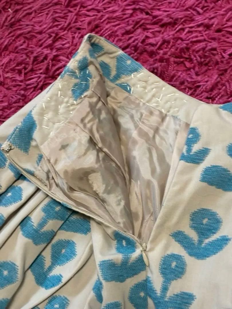 ミナペルホネン❗️フレアスカート アイボリー×青、刺繍‼️