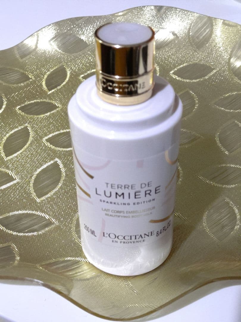 新品未使用　ロクシタン　テールドルミエールJ　ボディーミルク　250ml