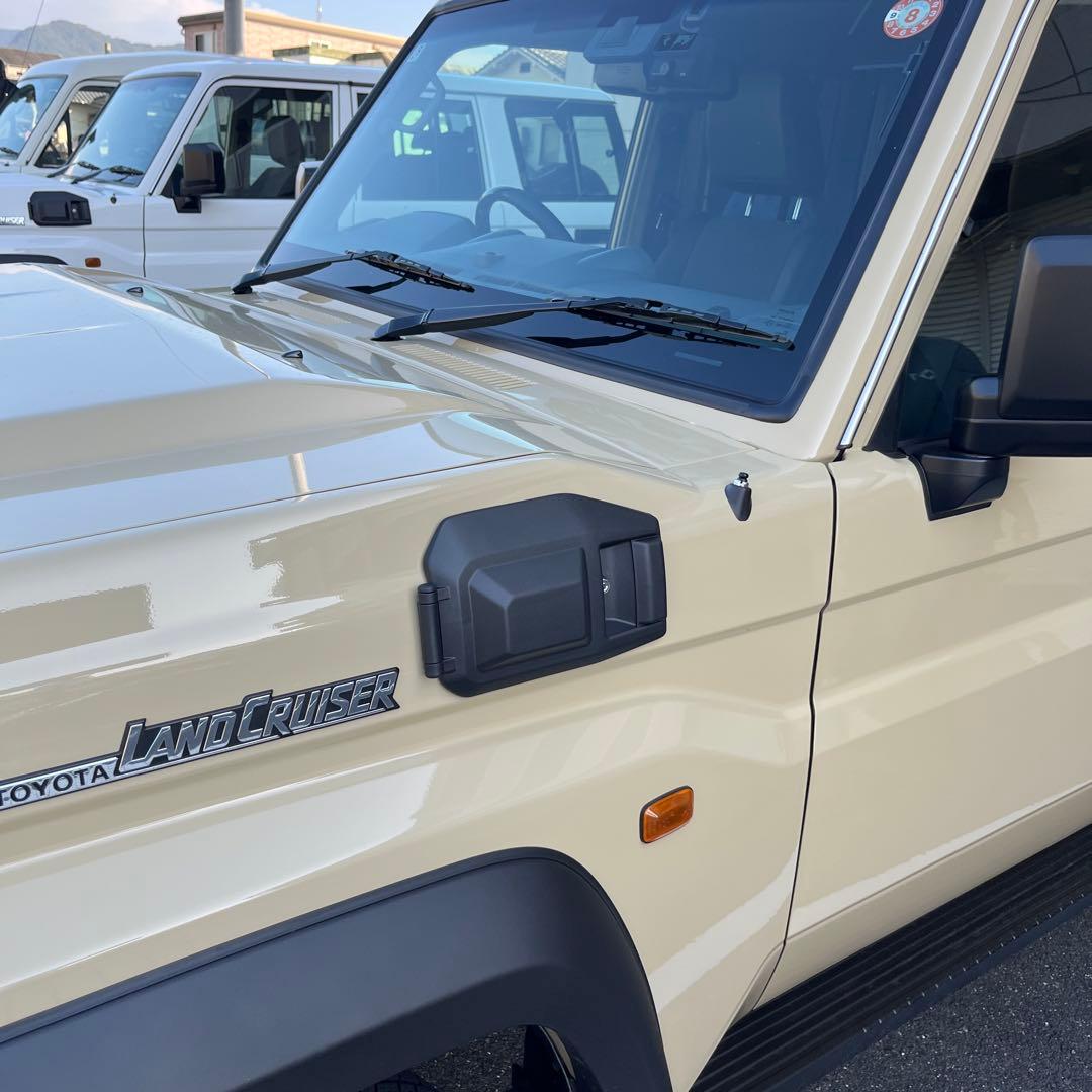 再再販ランクル70 GDJ76 セキュリティキー付リッドカバー　新型70