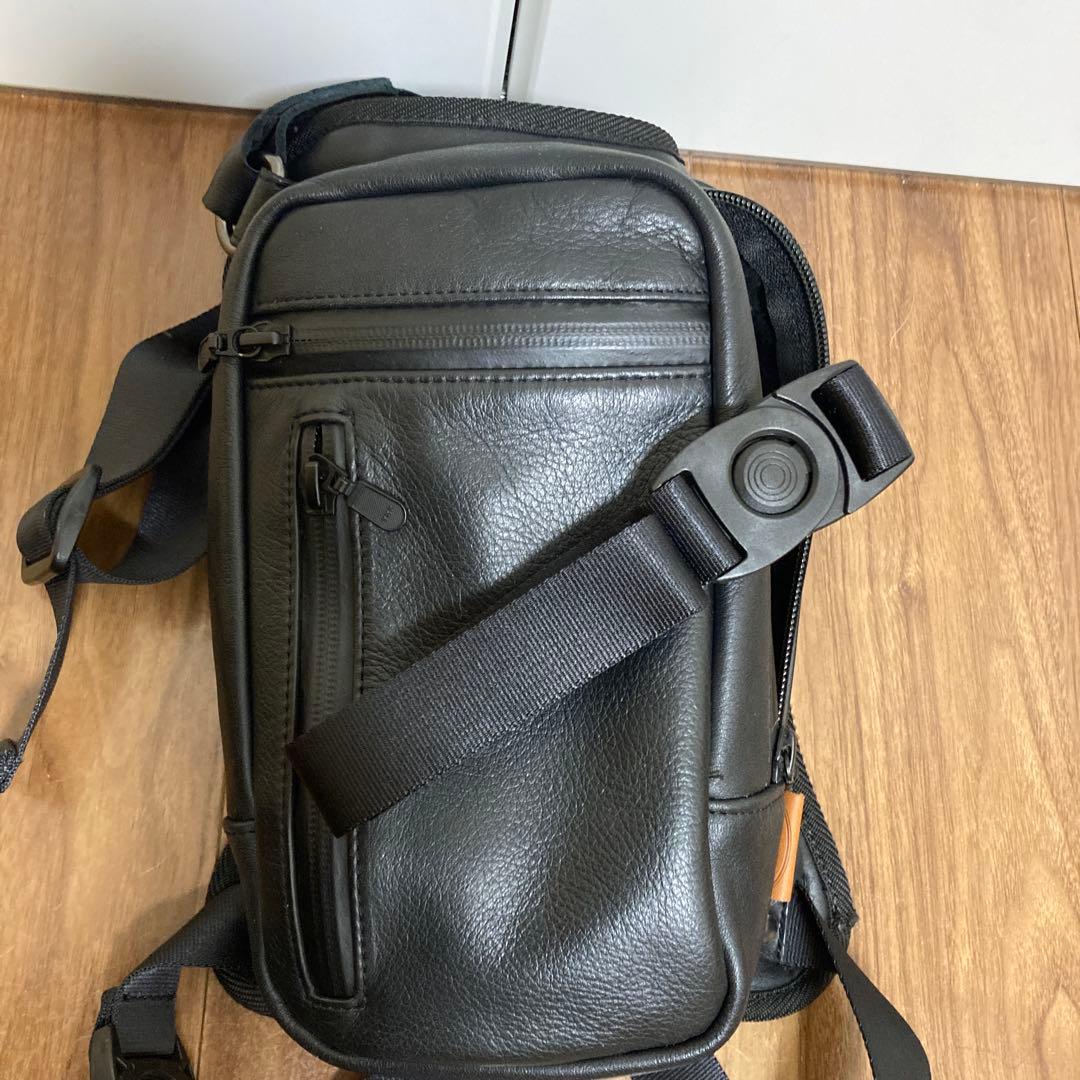 『美品』クシタニ　エグザリートレザー　2wayレッグバック