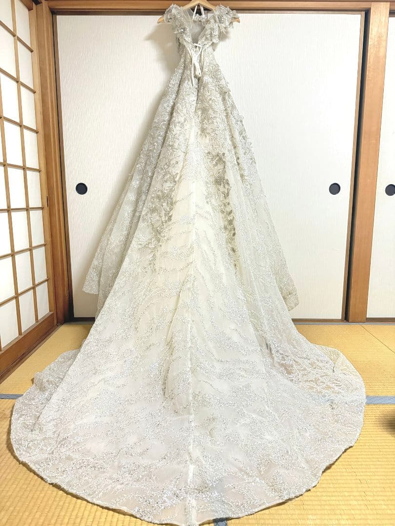 【さき】半額以下【韓国ドレス】ビジューウェディングドレス　結婚式　前撮り