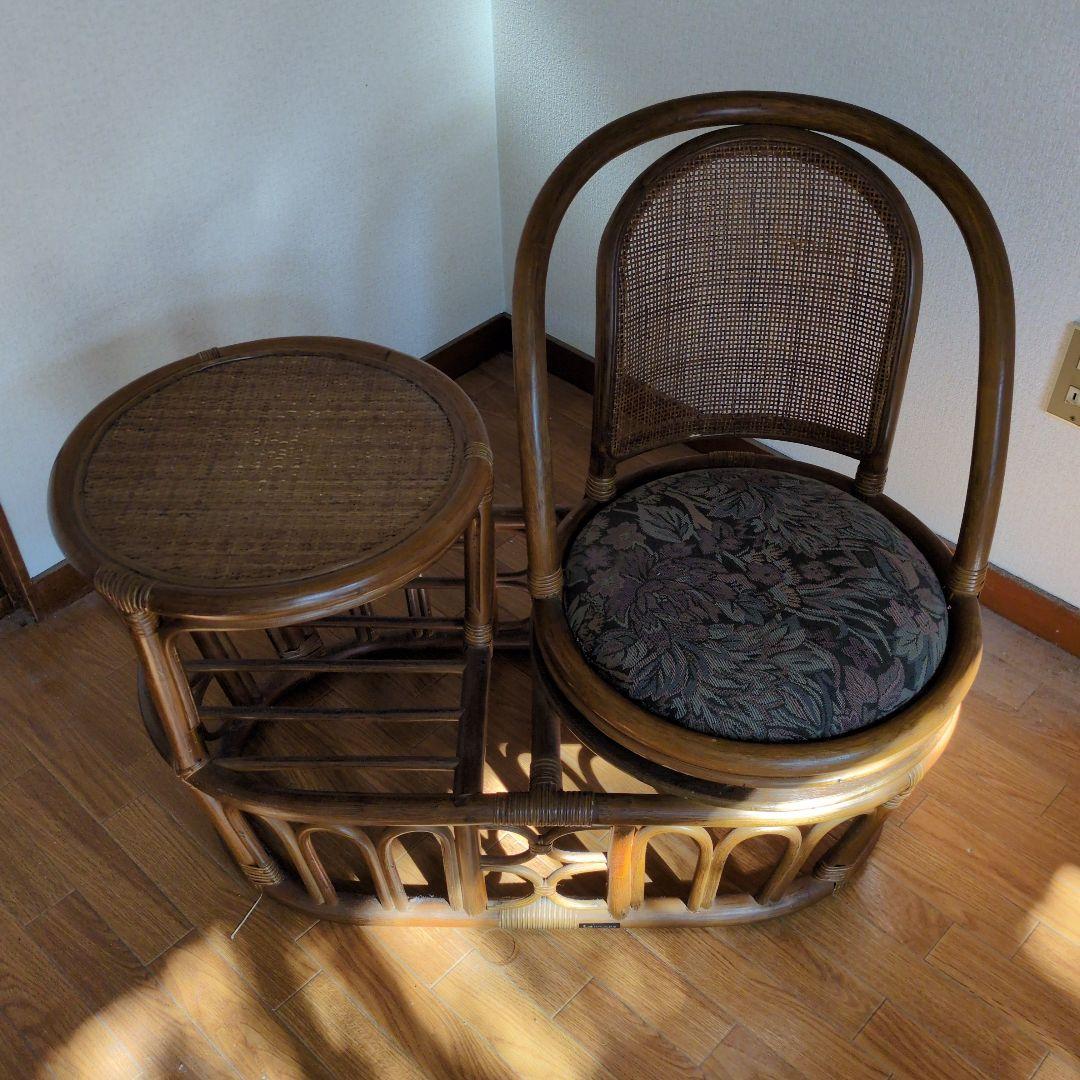 ★断捨離 超特価セール★昭和の珍品★コイズミ製 ラタン 回転椅子付きテーブル