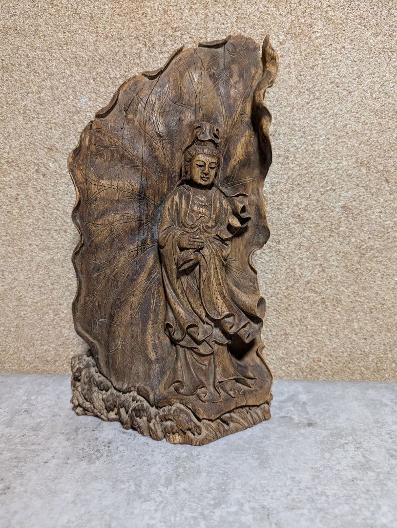 天然木 彫刻 観音像 流木造り レリーフ 木彫り 仏像 高さ36.5cm
