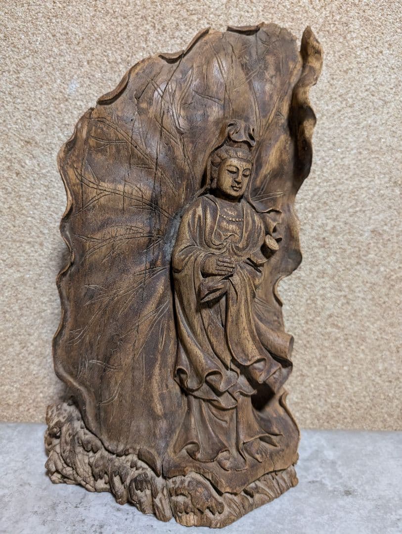 天然木 彫刻 観音像 流木造り レリーフ 木彫り 仏像 高さ36.5cm