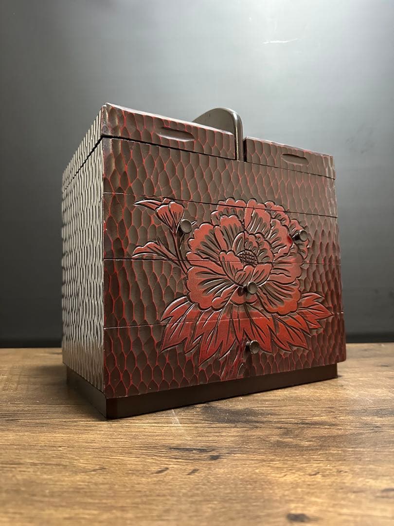 鎌倉彫　裁縫箱　ソーイングボックス