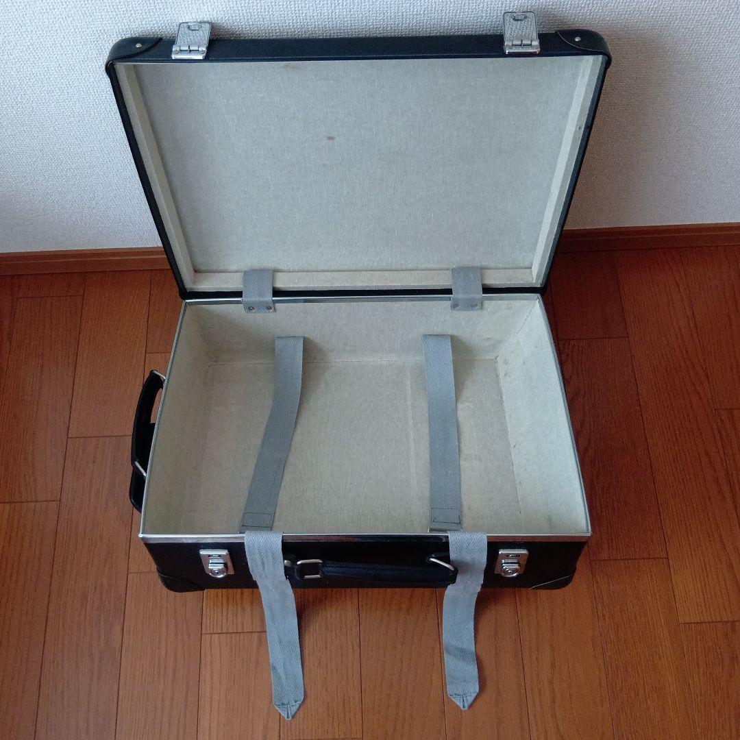 Globe-Trotter／グローブ・トロッター　★鍵付き