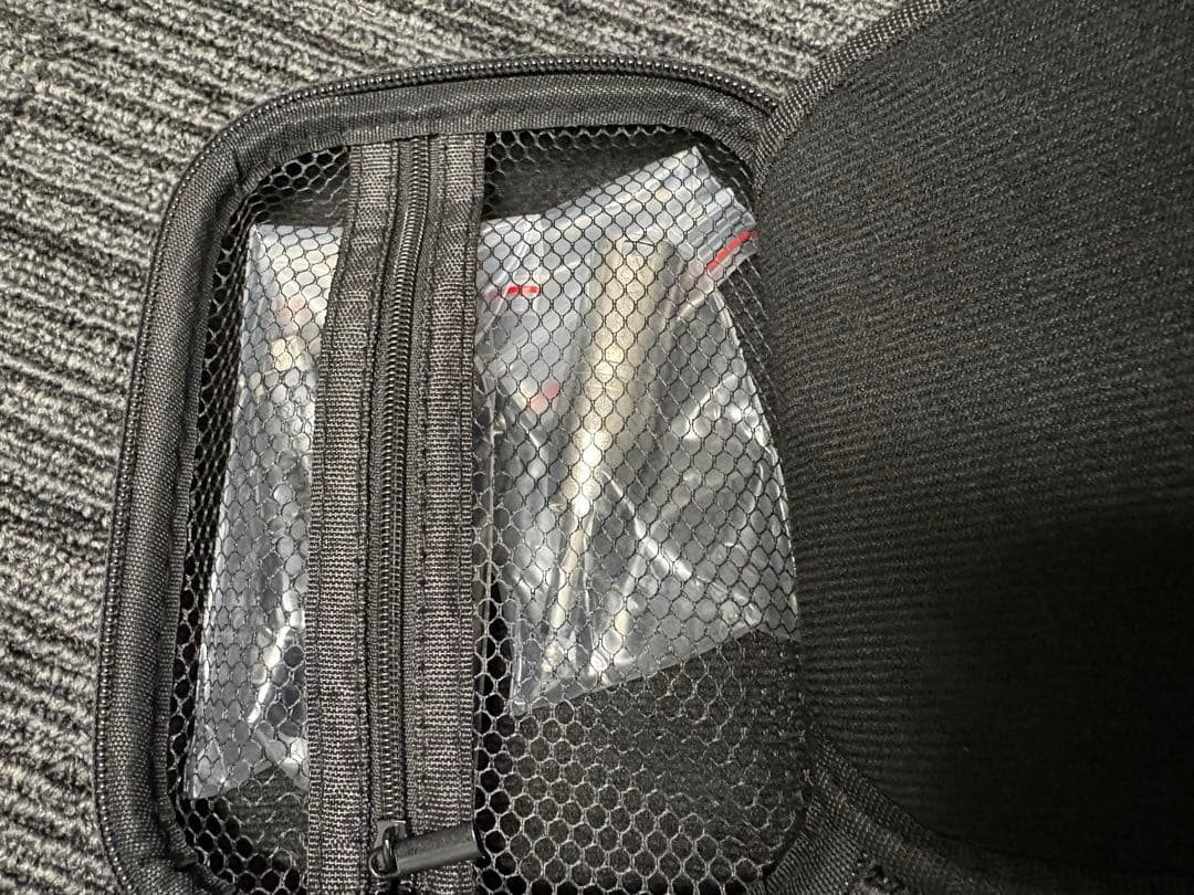 Xvive U4 ワイヤレスインイヤーモニター 専用ハードケース付き