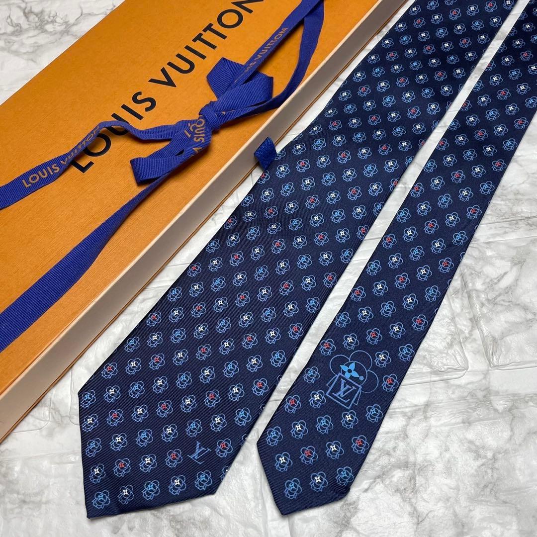 未使用　ルイヴィトン　LOUIS VUITTON ネクタイ　　ヴィヴィエンヌ