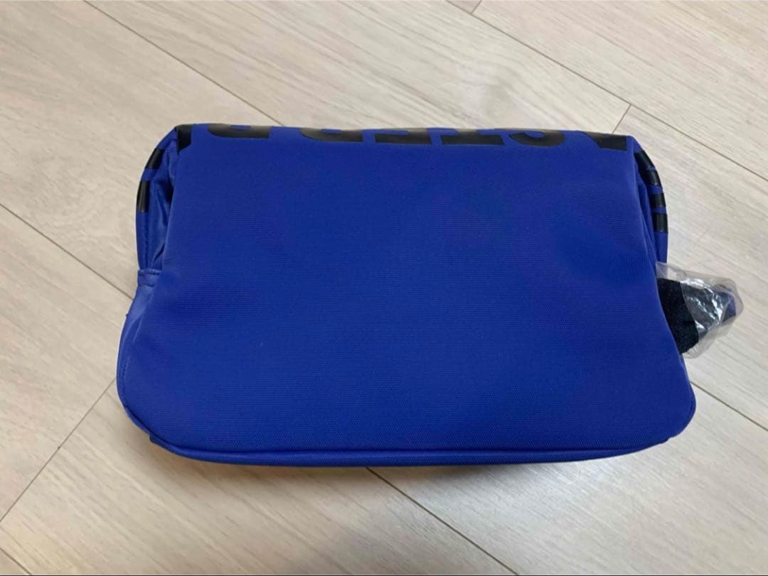 【新品未使用】マスターバニーエディション　ファスナーロゴ カートポーチ