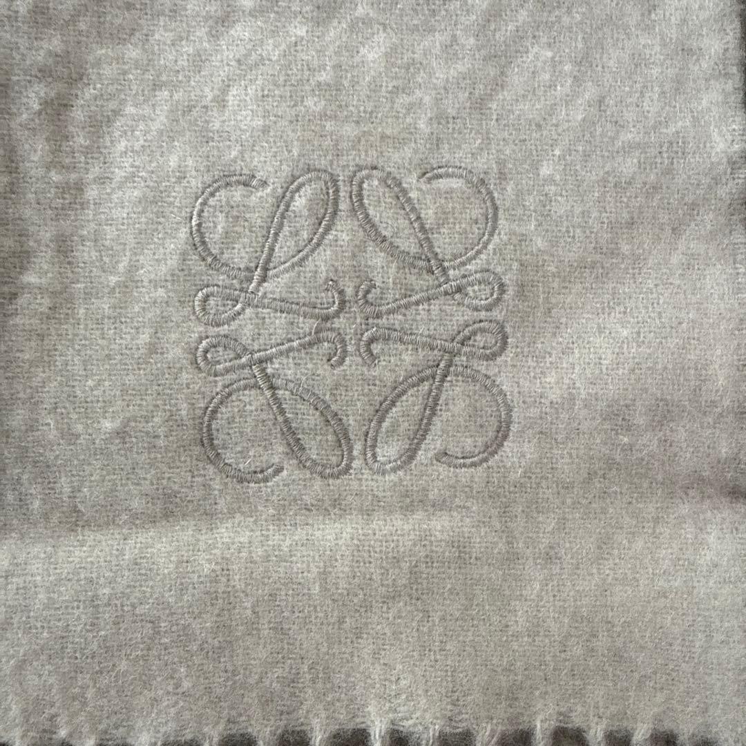 LOEWE ウールカシミヤマフラー 刺繍ロゴ付き