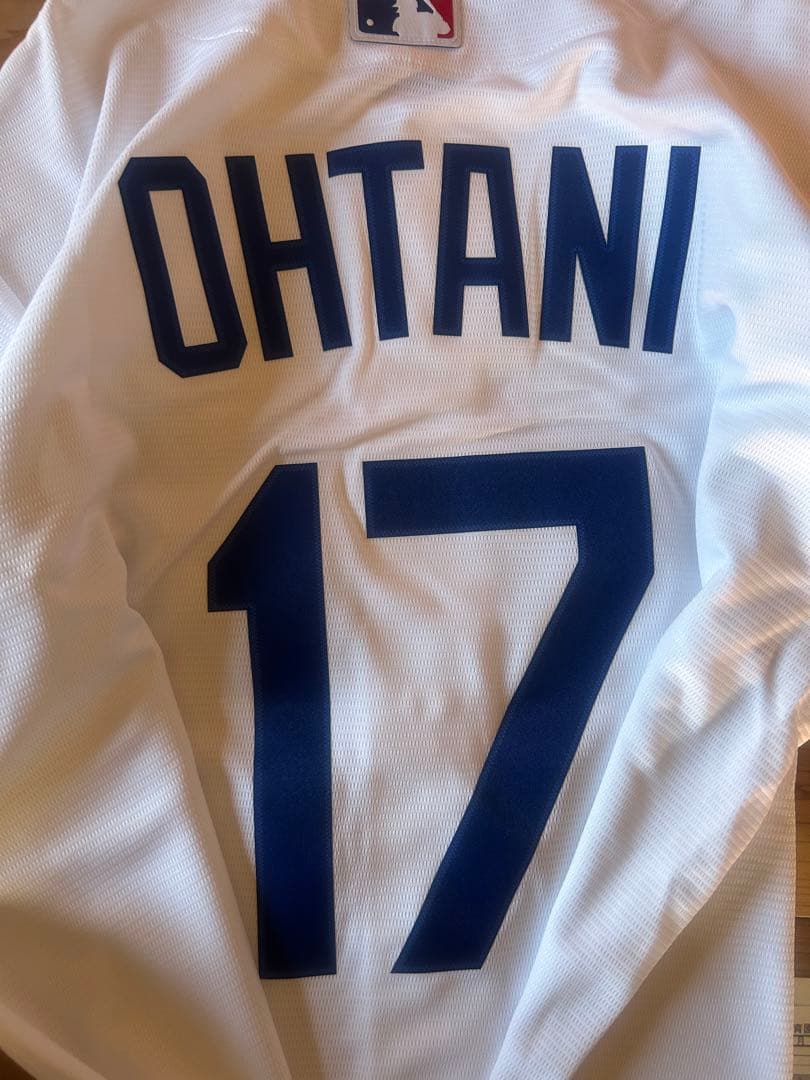 【正規購入品】ナイキ製大谷翔平選手　ドジャース　ホームユニフォーム　Mサイズ　白