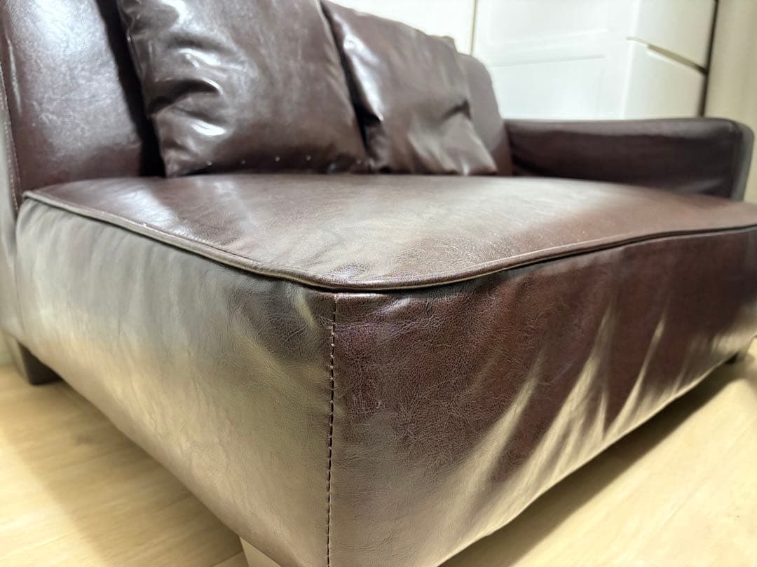 ブラウン合成皮革2人掛けソファ