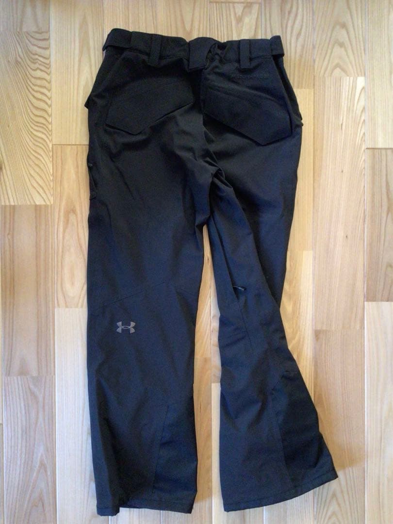 ⚠️アンダーアーマー　スノーパンツブラック　サイズMD新古品
