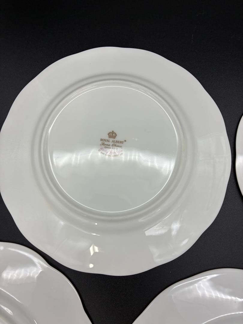 ロイヤルアルバート　レディーカーライル　18cm 皿