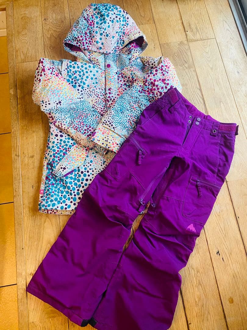 BURTONウェア　キッズ　上M 下S