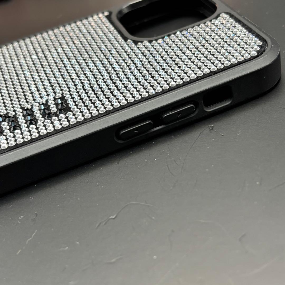 極美品 miumiu iPhone 12/12 Proケース チェーン付き