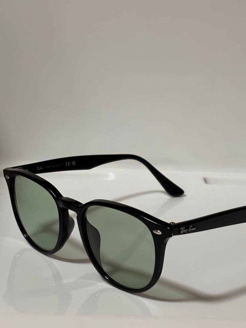 ★ほぼ未使用★ RB4259-F 601/2★大人気モデル★レイバン★