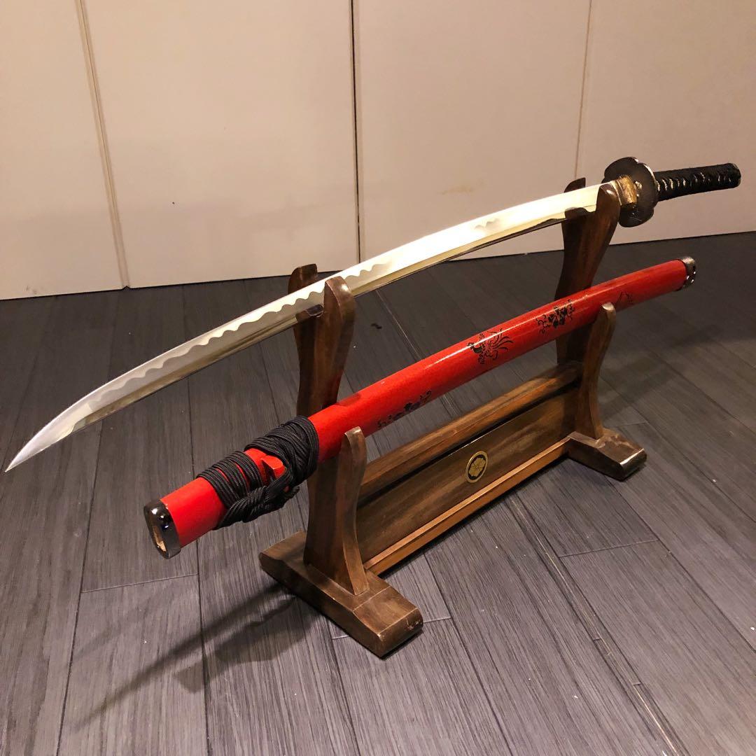 高級模造刀　居合刀　優乱刃紋　朱拵え　合金刀身　紋様入り