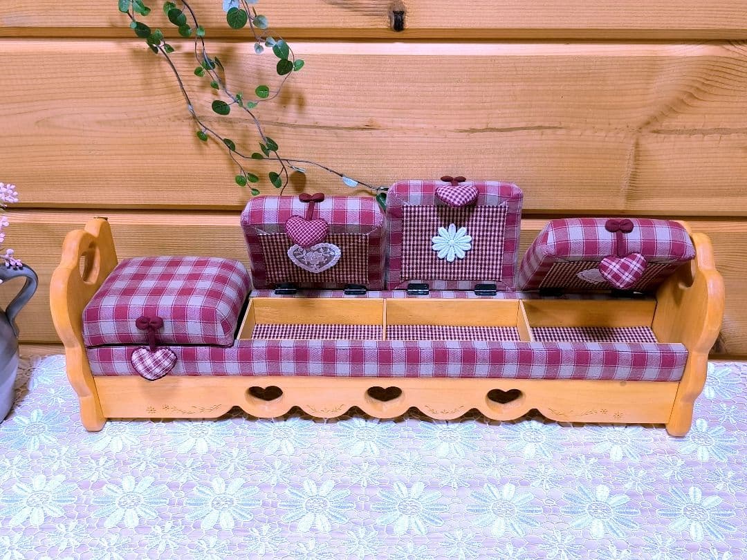 ⭐アメリカンカントリー雑貨♥ハートいっぱい横長オットマン小物入れ(シェルフにも)